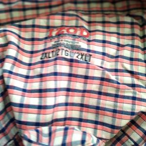 Izod button up
